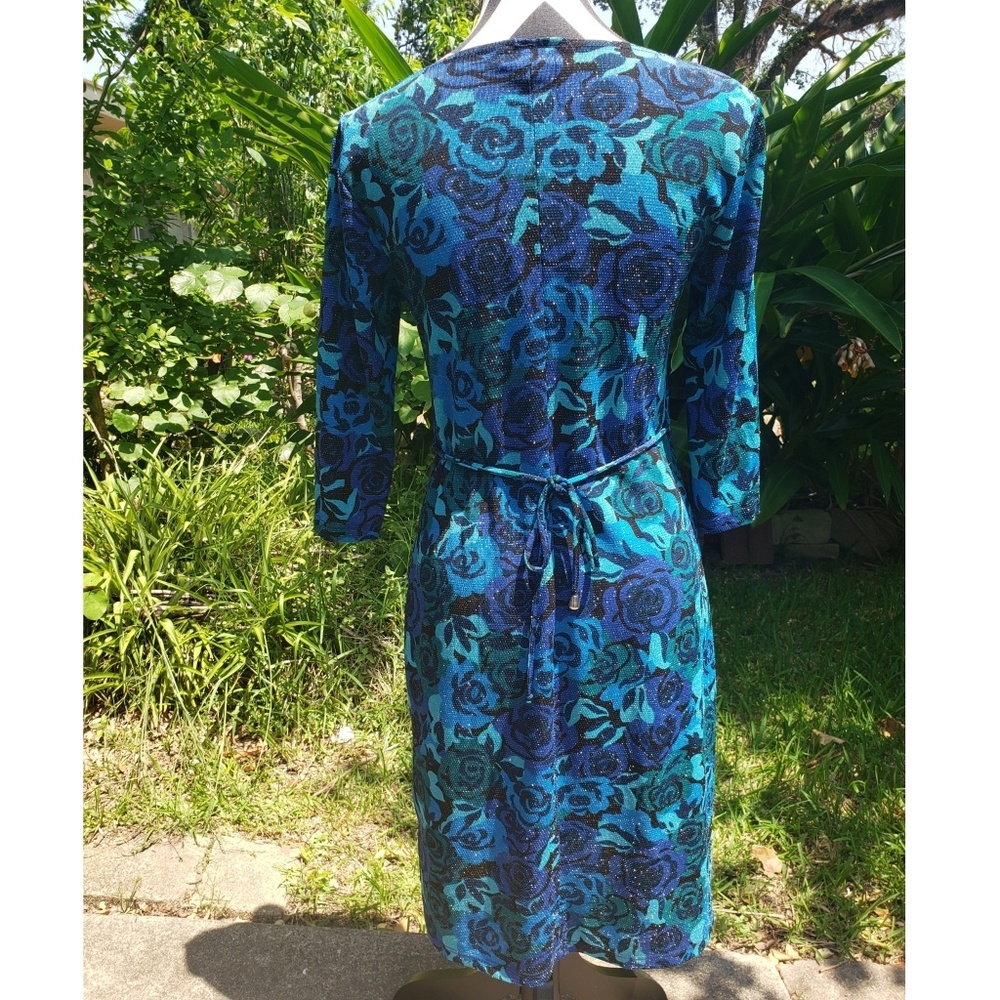 Dress - Picture 2 of 5
